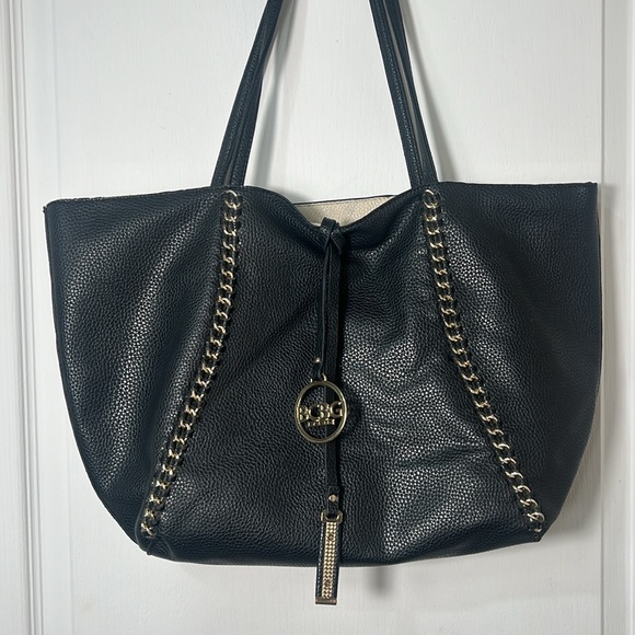 BCBG BLACK TOTE SHOULDER BAG WITH GOLD HARDWARE - Picture 2 of 7